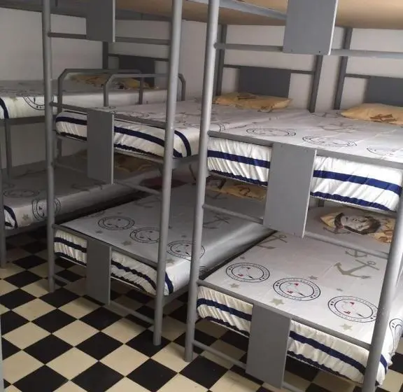 ファミリールーム, Hostel Mamy Dorme