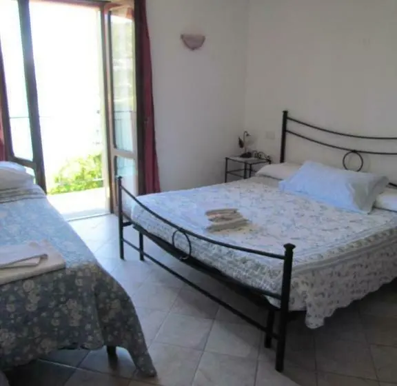 レイクビュースタンダードルーム, Agriturismo Madonna Dei Ceppi