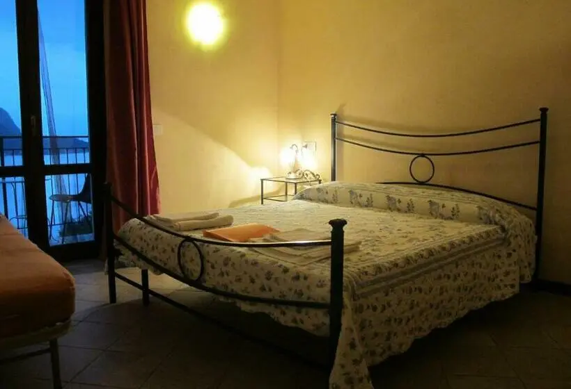 レイクビュースタンダードルーム, Agriturismo Madonna Dei Ceppi