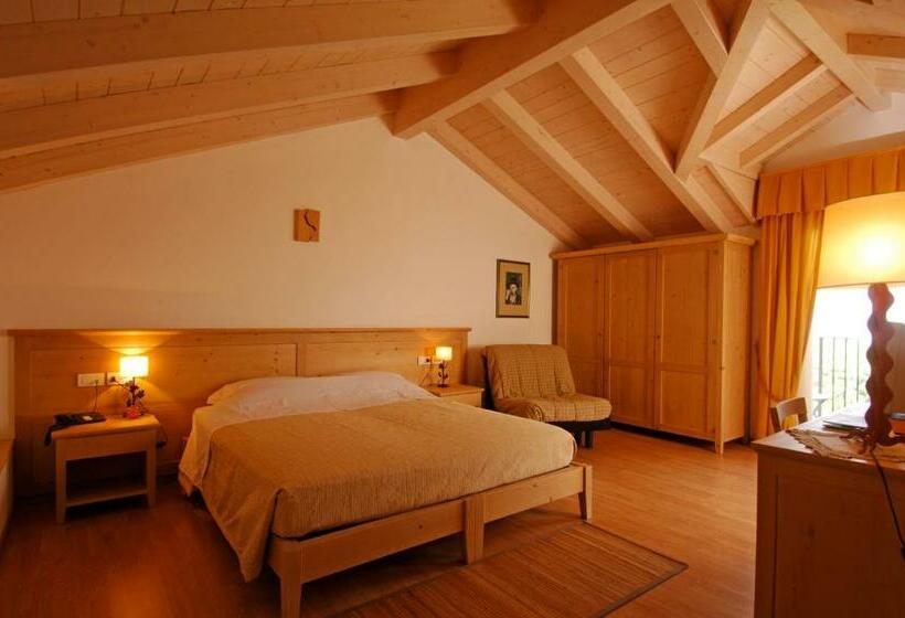 غرفة قياسية ثلاثية, Agriturismo Maso Grener