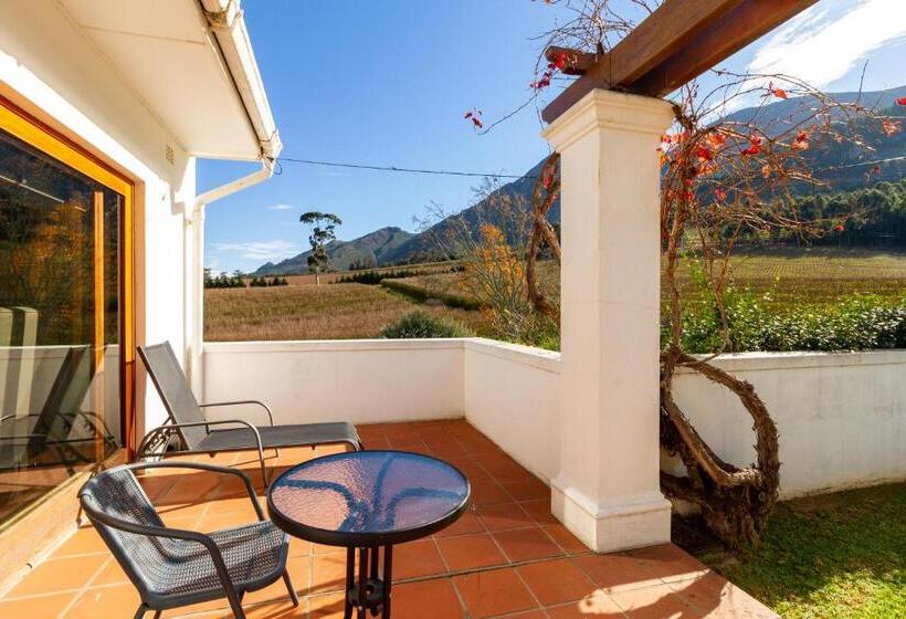 اتاق کلاسیک, La Terra De Luc