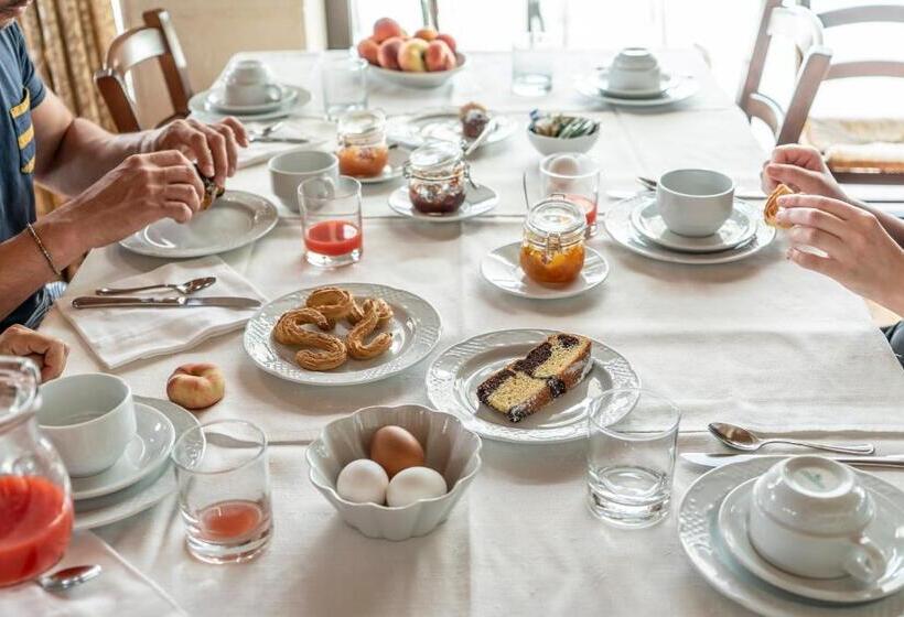 스탠다드 방갈로, La Vignazza B&b