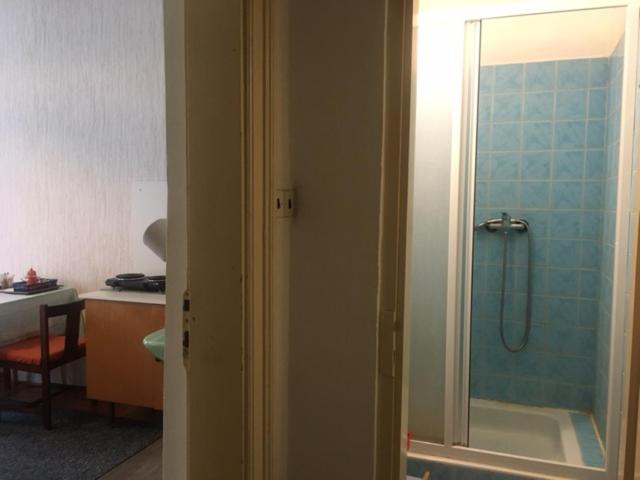 Quarto Estandar Individual, Apartment Trojska