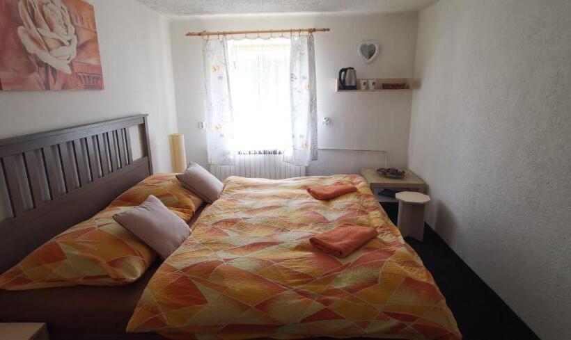 デラックスルーム, Penzion Tomy Pihlov