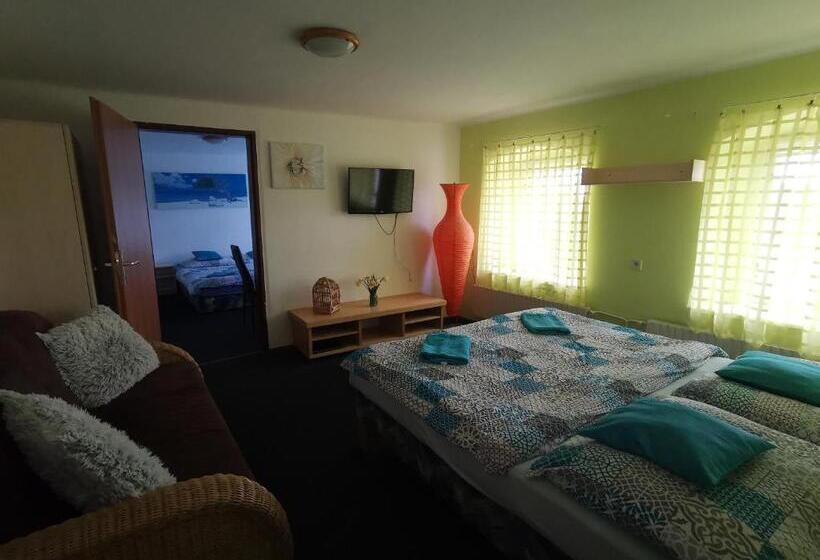 スイート, Penzion Tomy Pihlov