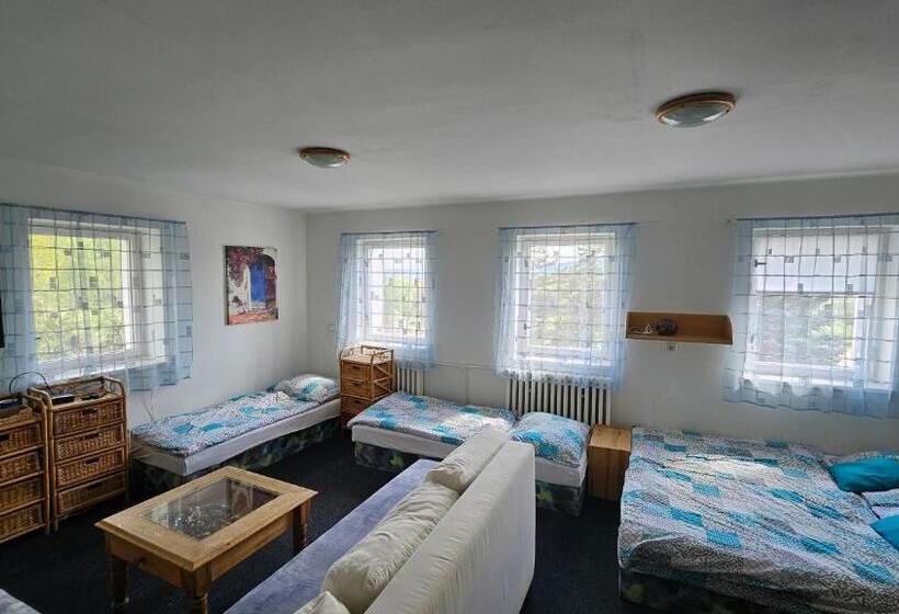 ファミリールーム, Penzion Tomy Pihlov