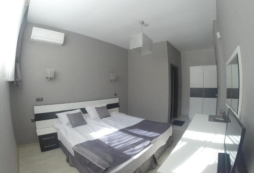 Номер Economy, Polina Beach