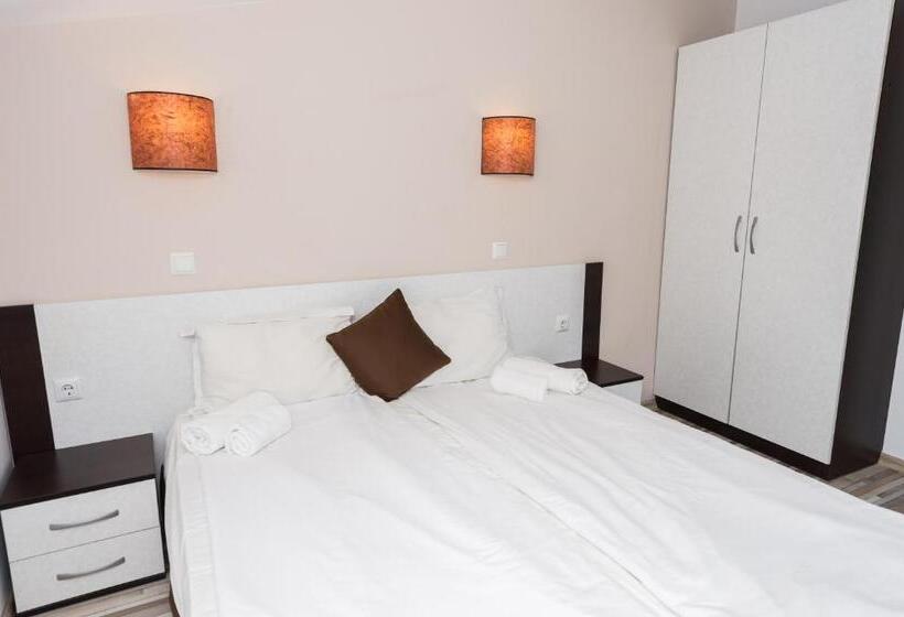 Апартаменты 1 Спальня с Балконом, Polina Beach