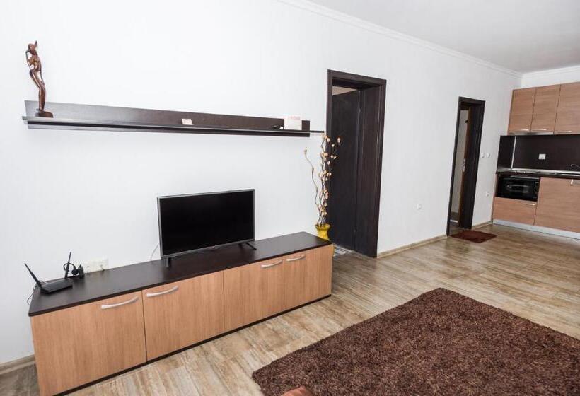 Апартаменты 1 Спальня с Балконом, Polina Beach