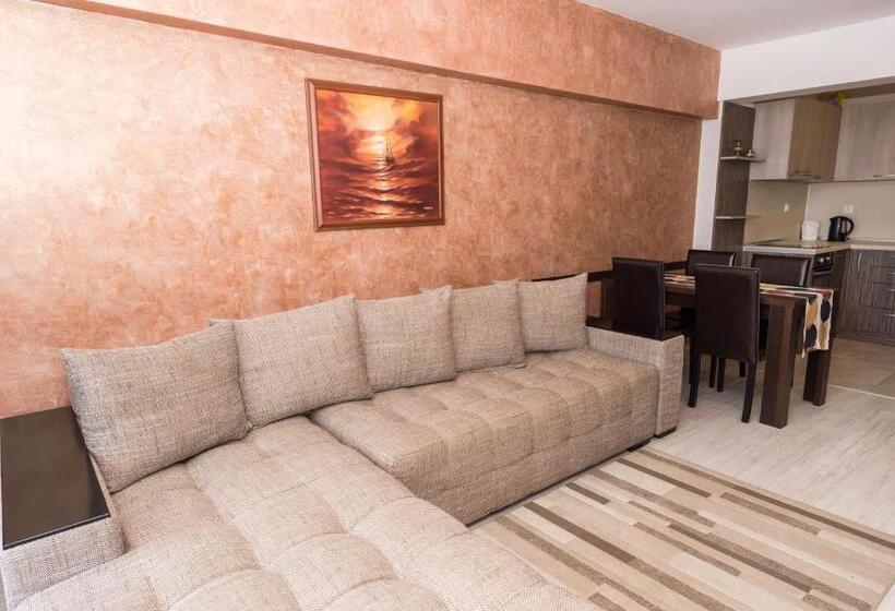 Апартаменты 1 Спальня Вид на Море, Polina Beach