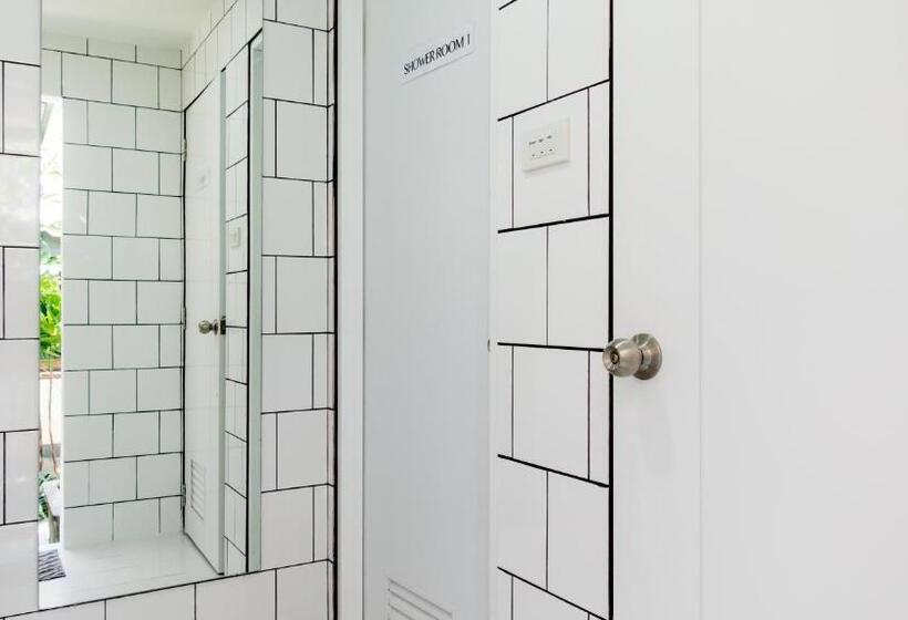 共用房间的床, The Snug Airportel   Phuket Airport