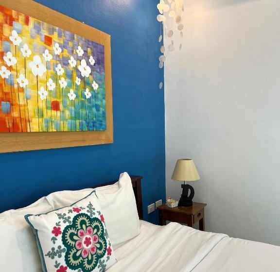 带大床的标准间, The Snug Airportel   Phuket Airport