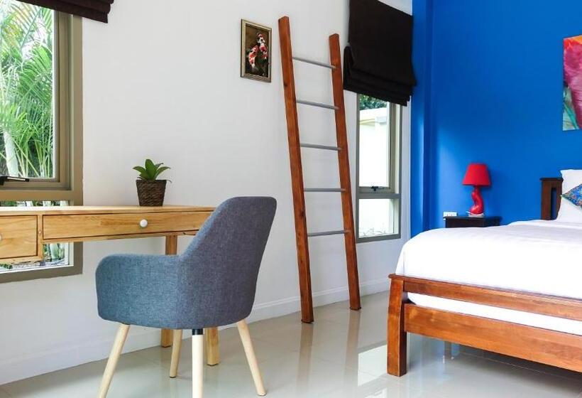 带泳池观景的豪华房, The Snug Airportel   Phuket Airport