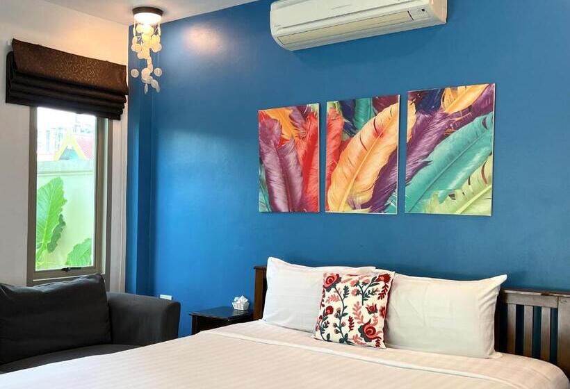 풀장 전망 디럭스 룸, The Snug Airportel   Phuket Airport