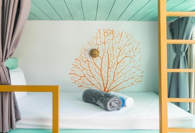 共用房间的床, The Snug Airportel   Phuket Airport