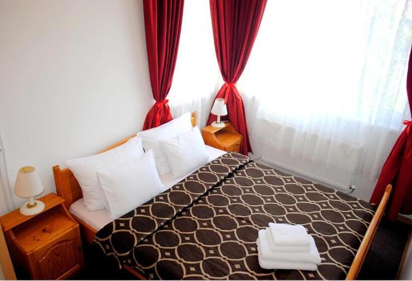 דירת חדר נוף לגינה, Veda Guest House