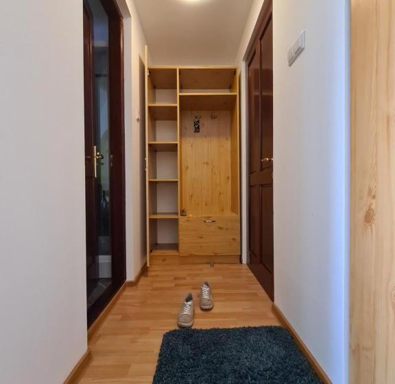 经济房, Pension Marina