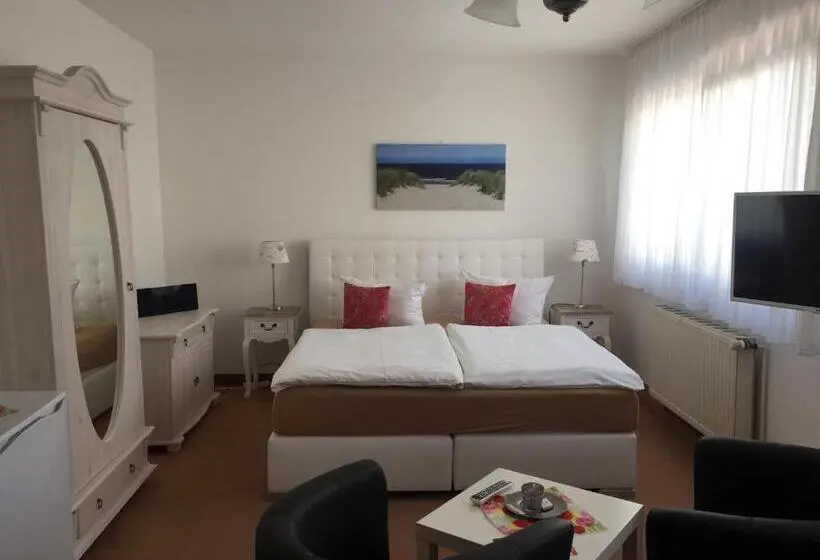 اتاق استاندارد, Pension Marion
