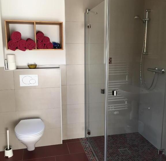 ファミリールーム, Pension Neulen