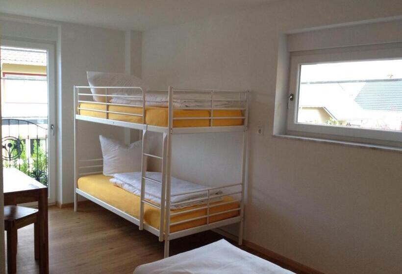 ファミリールーム, Pension Neulen