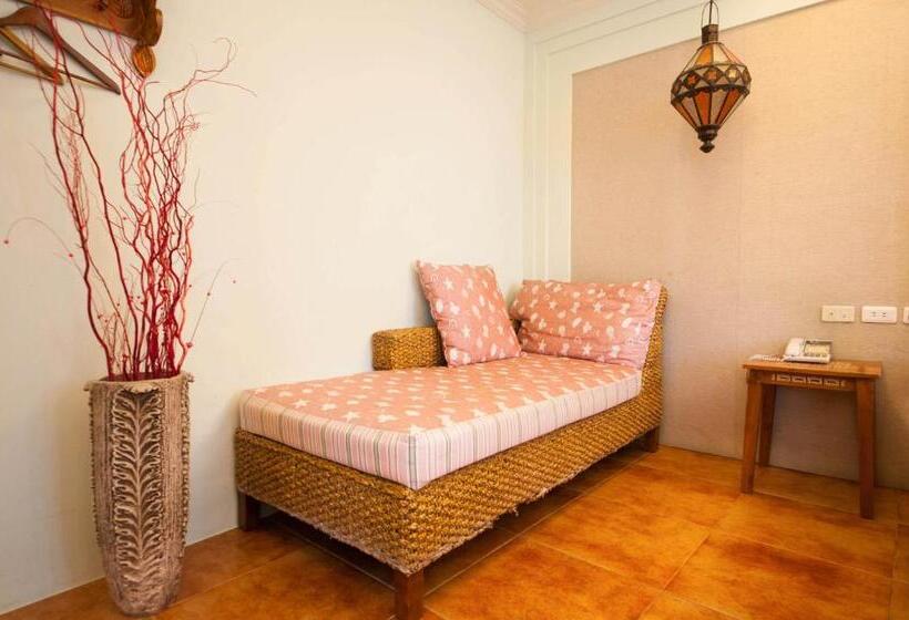 Deluxe Room Mountain View, Kenting Shen's Homestay