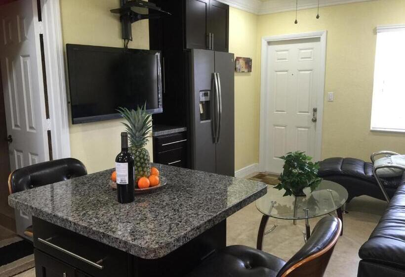 شقة غرفة واحدة, Atlantic Shores Vacation Villas