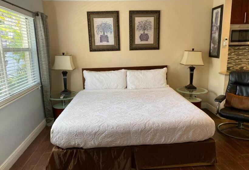 إستوديو قياسى سرير كينج, Atlantic Shores Vacation Villas