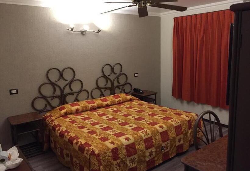 キングサイズベッドのスイートルーム, Plaza Crystal