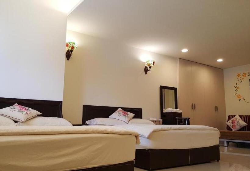 اتاق استاندارد چهار تخته, Qinbianlu B&b