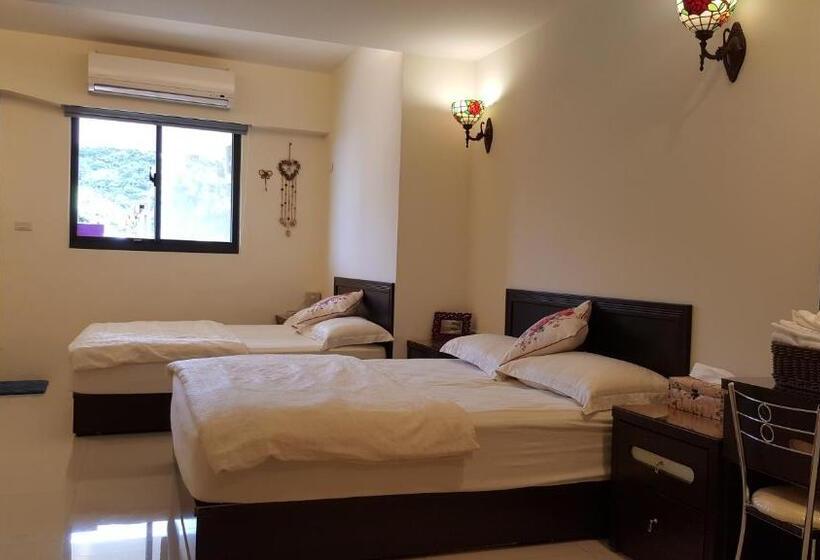 اتاق استاندارد چهار تخته, Qinbianlu B&b