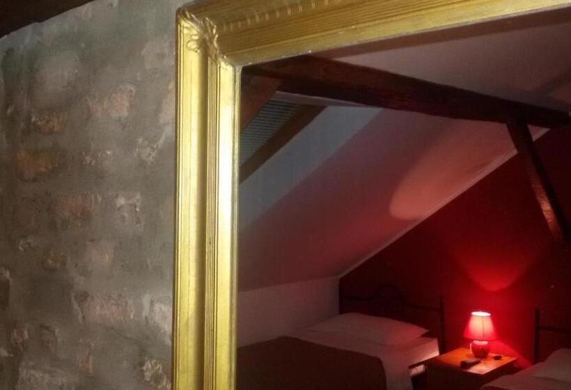 اتاق استاندارد, Bed And Breakfast Caffe Caffe