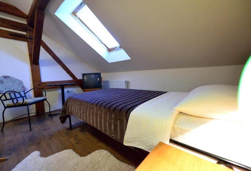 اتاق اکونومی یک تخته, Bed And Breakfast Caffe Caffe