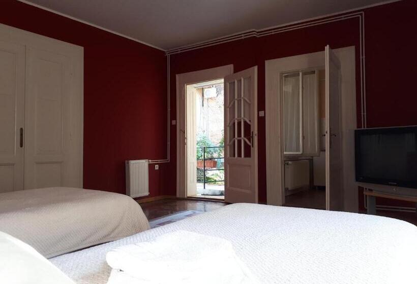 سوئیت با بالکن, Bed And Breakfast Caffe Caffe