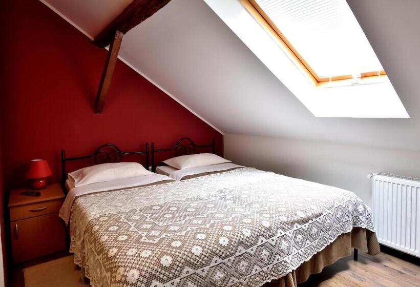 اتاق استاندارد, Bed And Breakfast Caffe Caffe