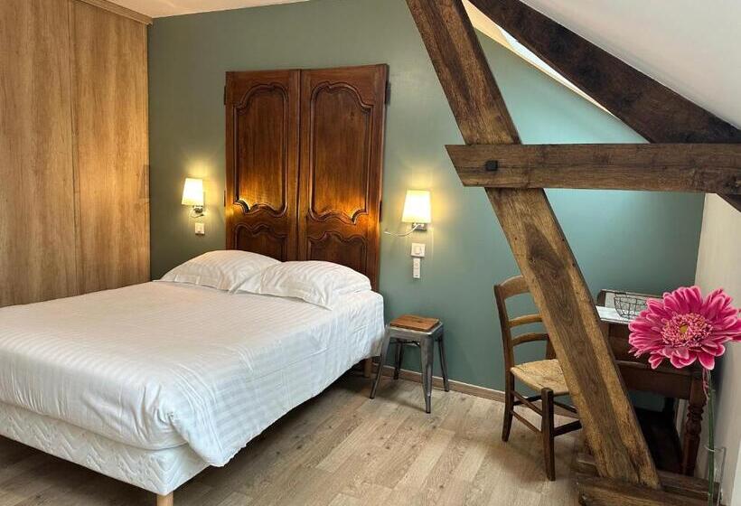 标准三人间, La Ferme De Maraval