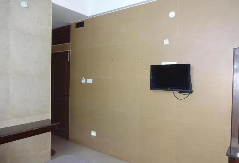 Chambre Deluxe, Aditya Inn