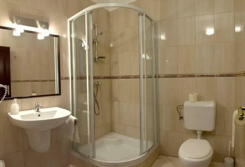 Standardzimmer, Adler