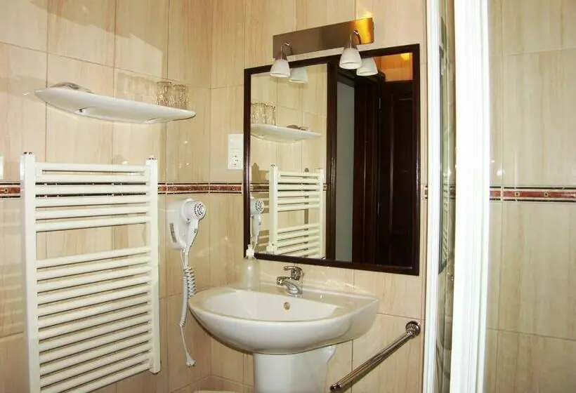 Standardzimmer, Adler