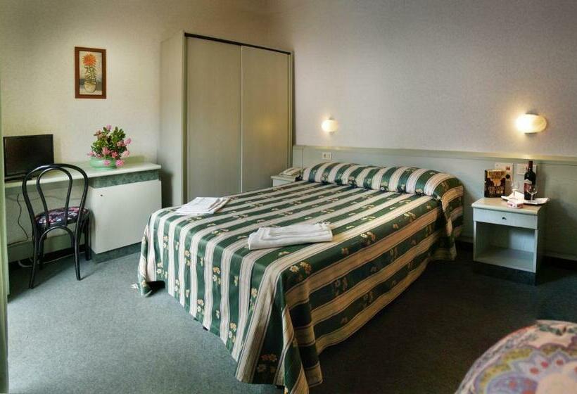 스탠다드 룸, Aurora