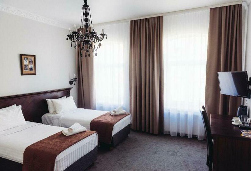 اتاق استاندارد, Biplan City