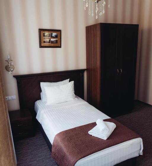 اتاق استاندارد یک نفره, Biplan City