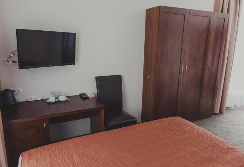 اتاق استاندارد, Biplan City