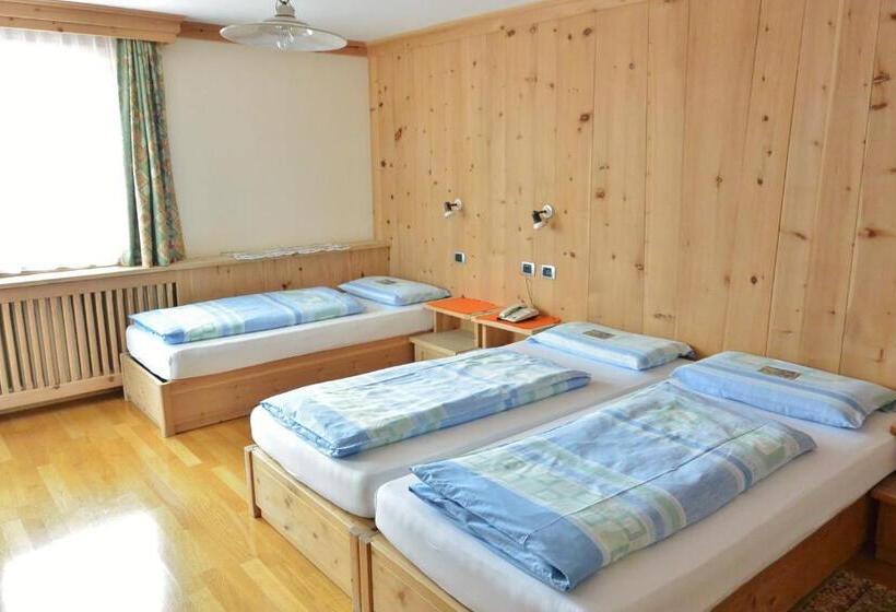 标准三人间, Garnì Al Plan