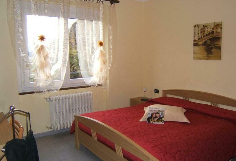 غرفة قياسية ثلاثية, Ristorante Miravalle