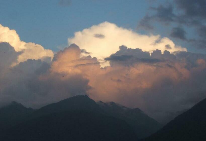 غرفة قياسية ثلاثية, Ristorante Miravalle