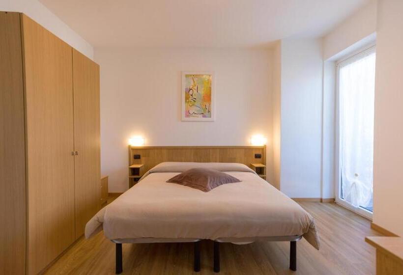 غرفة سوبيريور مزودة بشرفة, Ristorante Miravalle