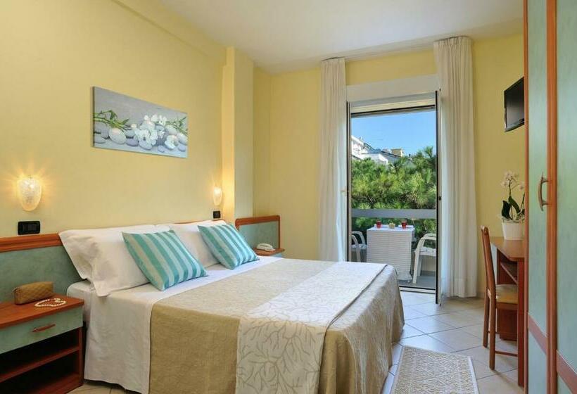 Comfort room with balcony, Riviera B&b