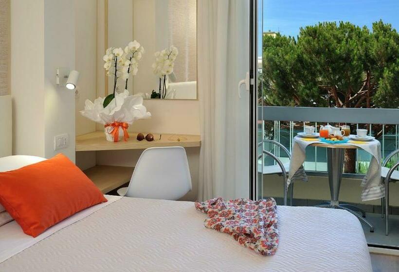 Comfort room with balcony, Riviera B&b