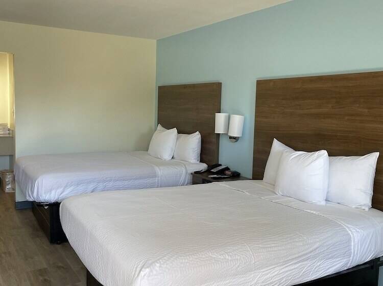 带2个双人床的标准工作室, Baymont By Wyndham Biloxi Ocean Springs