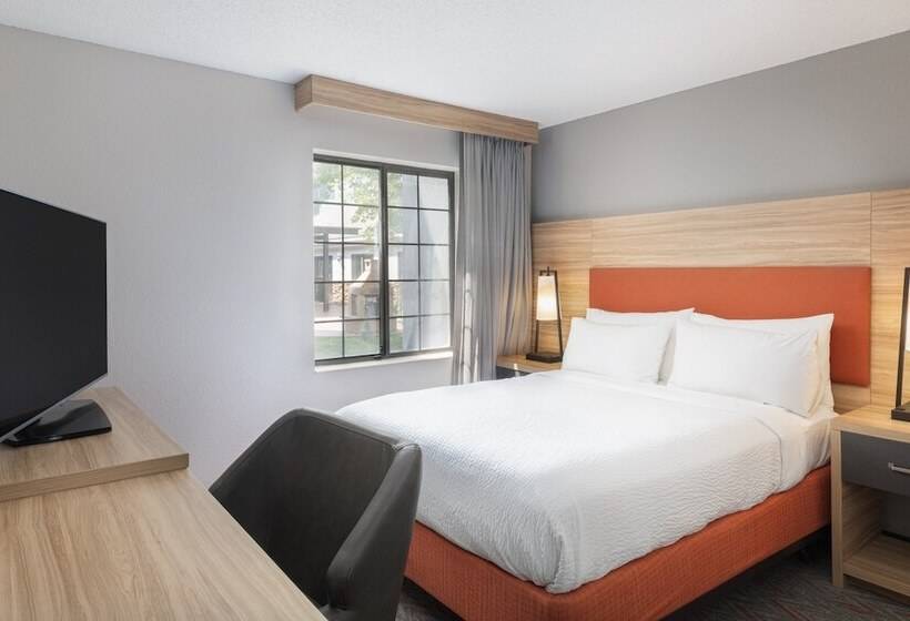 Люкс 2 Спальни, Candlewood Suites Eagan   Mall Of America Area, An Ihg